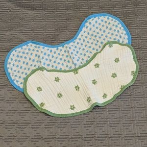 Burp cloths set of 2